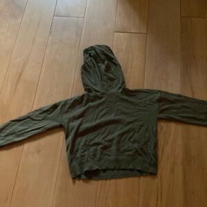 Tag girls green sweater